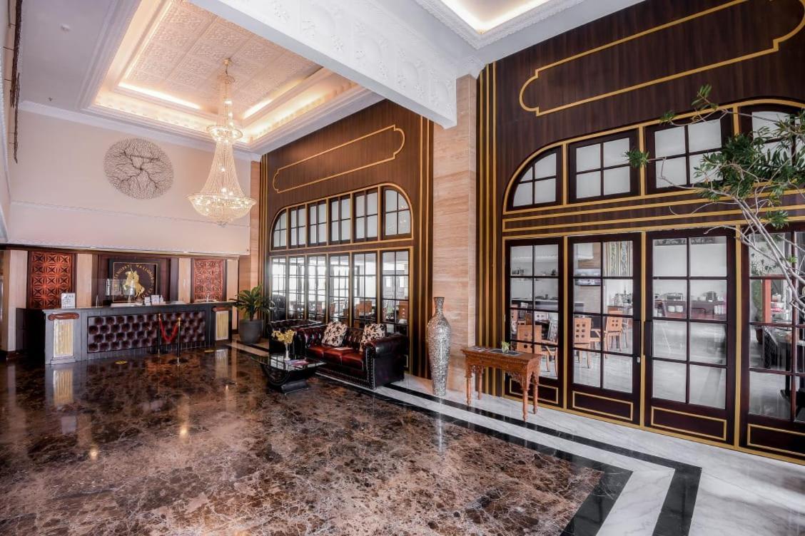 D'Senopati Malioboro Grand Hotel Yogyakarta Eksteriør bilde