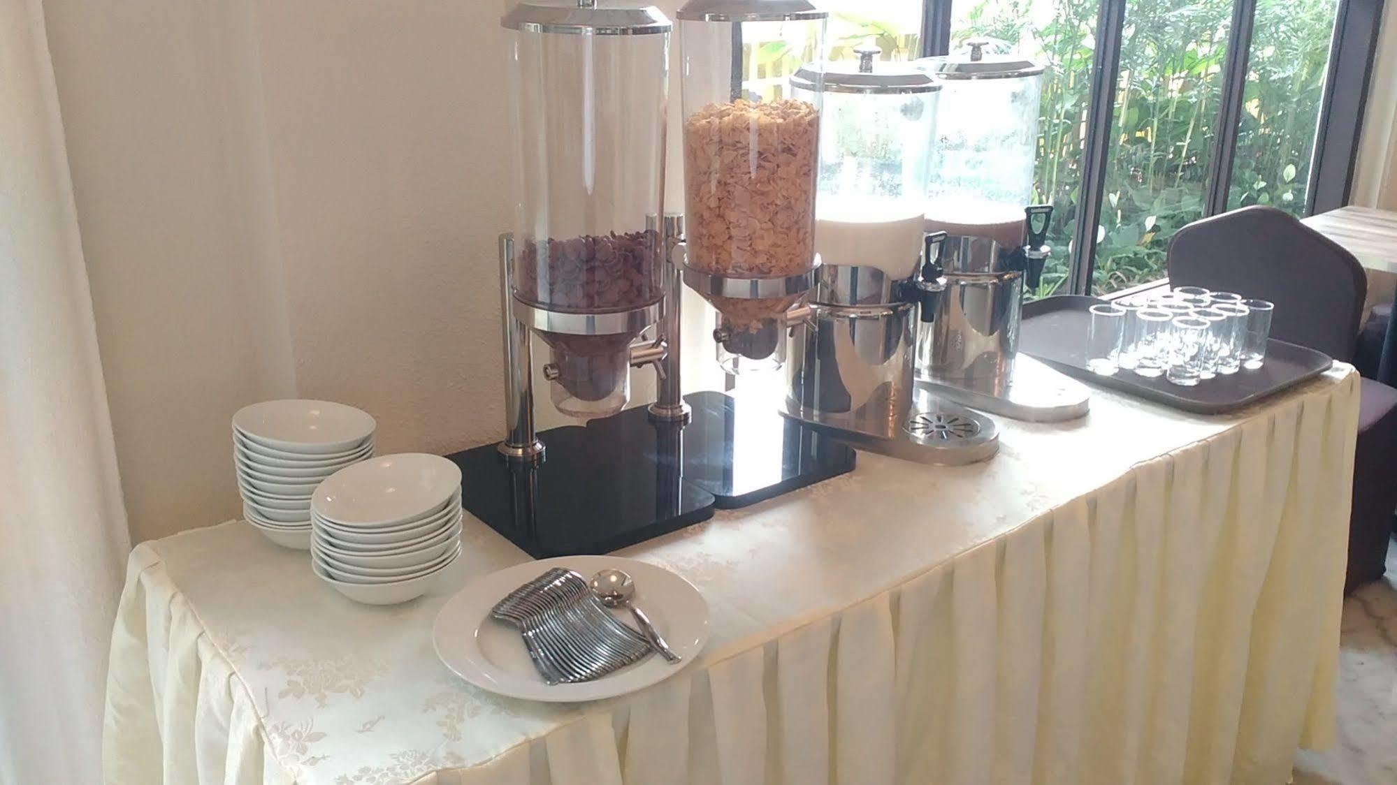 D'Senopati Malioboro Grand Hotel Yogyakarta Eksteriør bilde